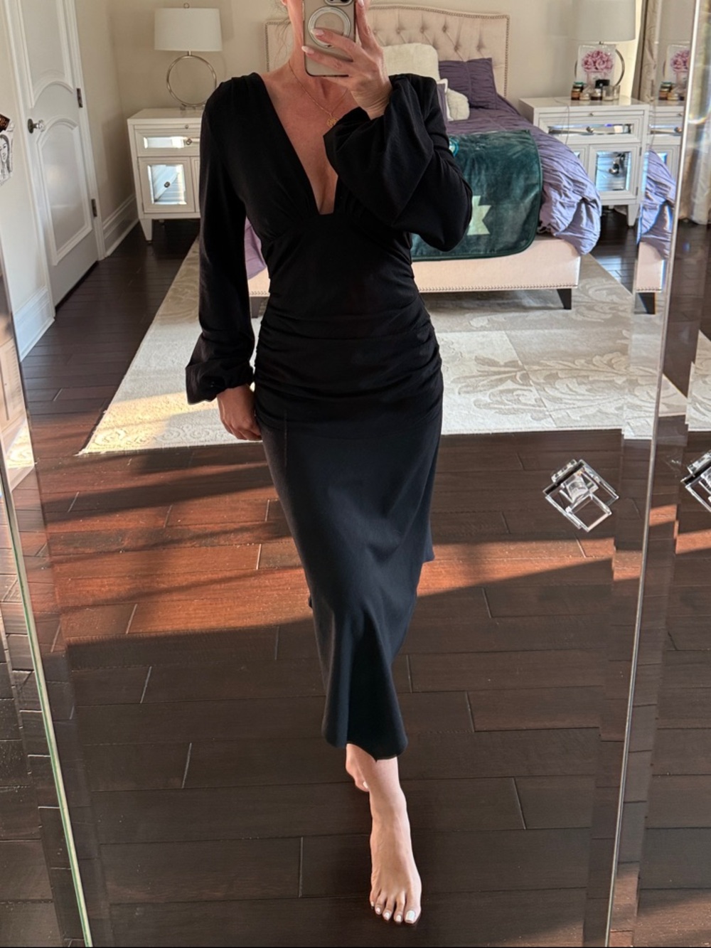 Catherine Malandrino Black Long-Sleeve Ruched V-Neck Asymmetric Midi Dress
